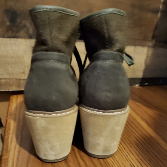 Women's Lorelle Wedge Olive Green Hiker Boots Shoes - Merona Size 11 - Picture 7 of 13